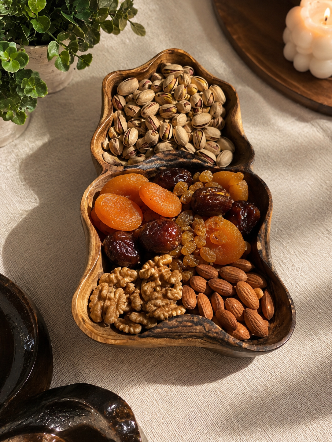 اردو خوری 2 خونه برجسته چوبی